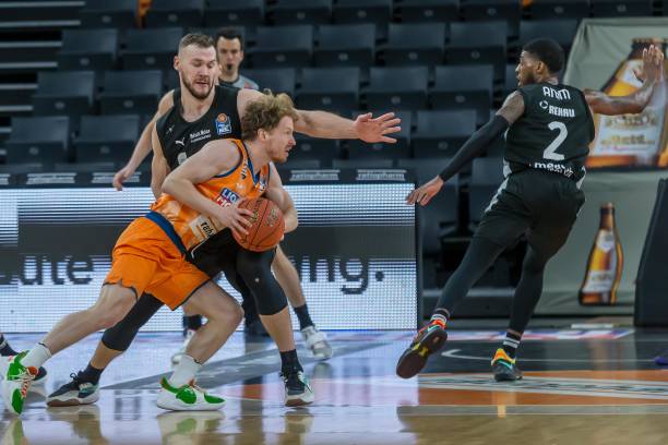 并未崩溃 并未崩溃